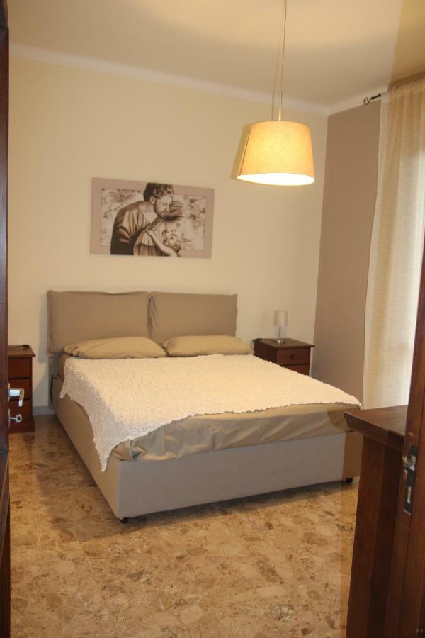 Artemisia Apartment คาตาเนีย ภายนอก รูปภาพ